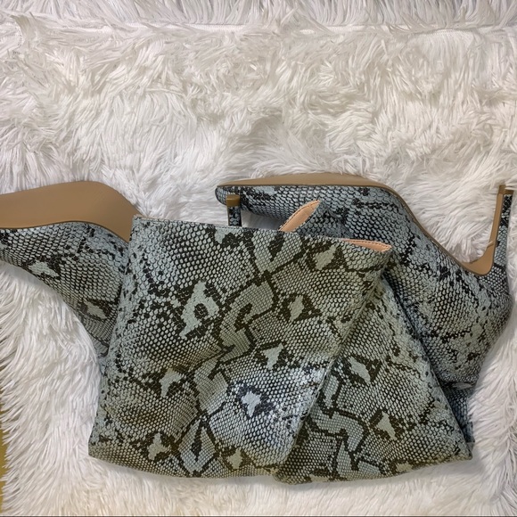 Steve Madden Women’s 6 1/2 Kimari Pointed Toe Pull-On Dress Animal Print Boots - Picture 14 of 14